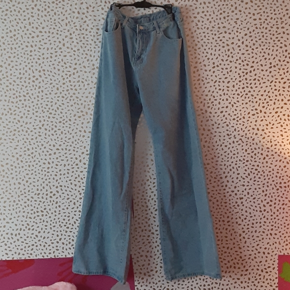 Denim - Wide leg bell bottom blue jeans
